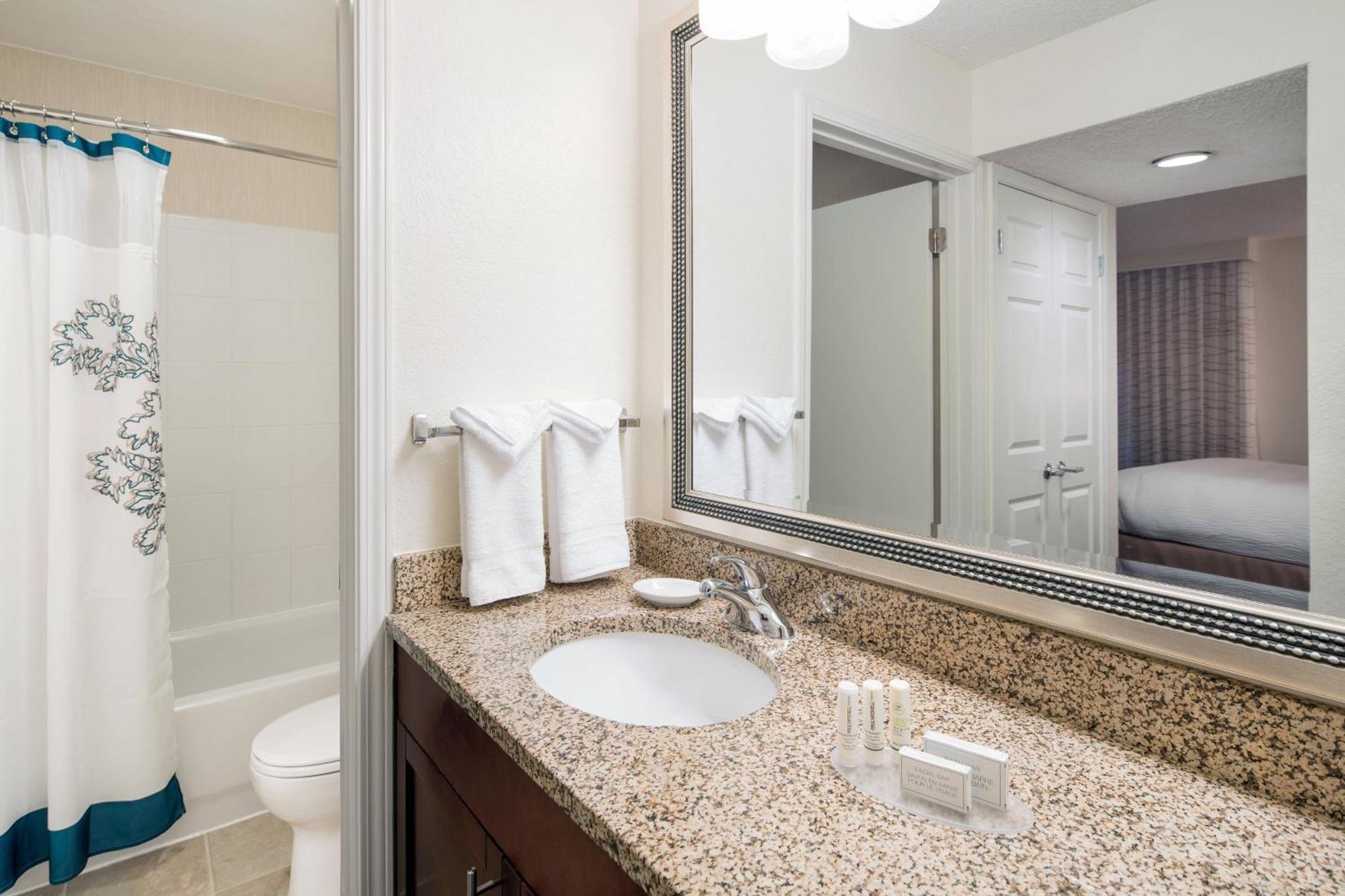 Residence Inn Costa Mesa Newport Beach Exterior foto
